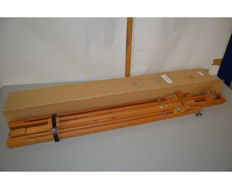 A Winsor &amp; Newton sketching easel