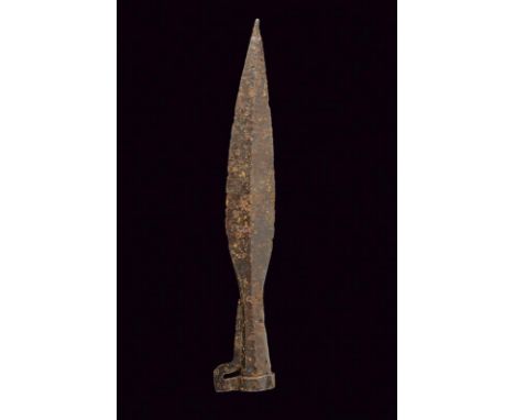 dating: 16th Century provenance: Swiss, Made of iron, with double-edged cusp ribbed at the center; faceted ferrule with a rin