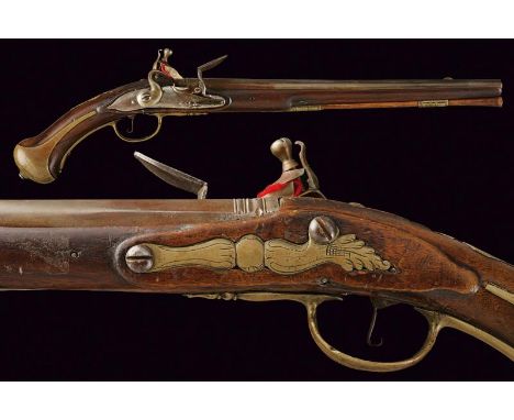 dating: early 18th Century provenance: France, Smooth-bore, two-stage, 15 mm cal. barrel, octagonal and round, with moulded d