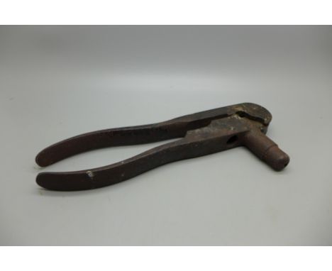 An Ideal Mfg. Co. 40-60 Winchester reloading tool 