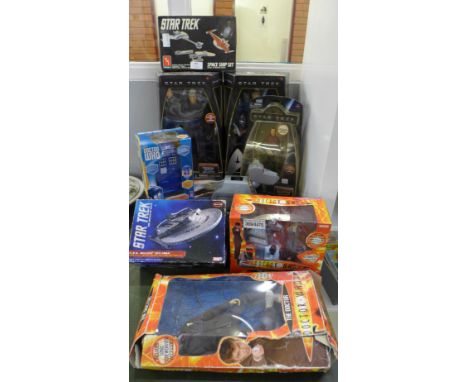 Dr Who and Star Trek figures and models, boxed and a K-9 model 