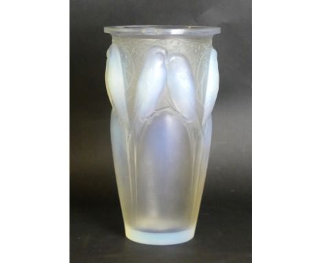 A Fine Rene Lalique opalescent and frosted glass vase'Ceylan', shape 905, design circa 1924, engraved signed R. Lalique Franc