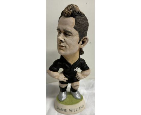 A World of Groggs limited edition resin model of Shane Williams, No.3/25, signed to the base 