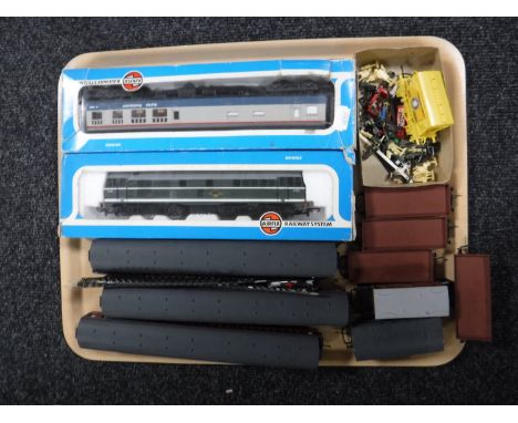 A tray of boxed Airfix Railways buffet car and diesel engine, unboxed rolling stock and accessories 