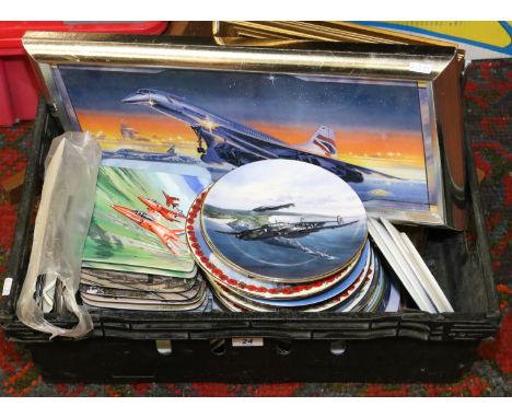 A box of aviation themed cabinet plates to include Wedgwood, Davenport, Royal Doulton, Coalport, Franklin Mint, Royal Worcest