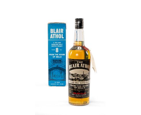 RARE 1970's BLAIR ATHOL 8YO HIGHLAND MALT WHISKY, bottled at 70º proof and 26⅔ fl. ozs, complete with original cardboard pres