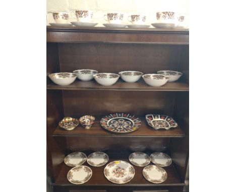 Royal Crown Derby plate, bowl and two dishes, and colclough bowls, cups, saucers and plates (29) 