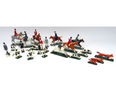 Britains repainted Hunting Series with hounds and foxes, some by other makers (Condition Excellent) (39)