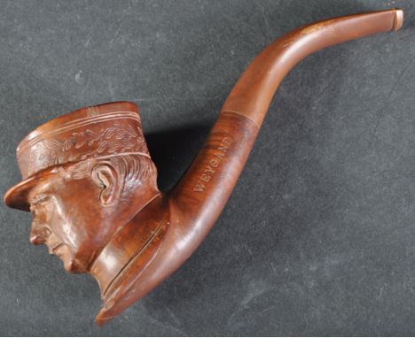 A WWII Second World War interest French&nbsp;Bruyere made smoking / tobacco pipe attributed to&nbsp;French Military commander