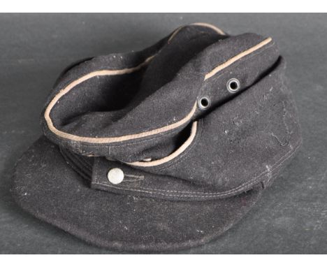 A WWII Second World War Third Reich Nazi German&nbsp;Heer / Waffen SS Panzer M43 ski cap. Black wool construction with embroi