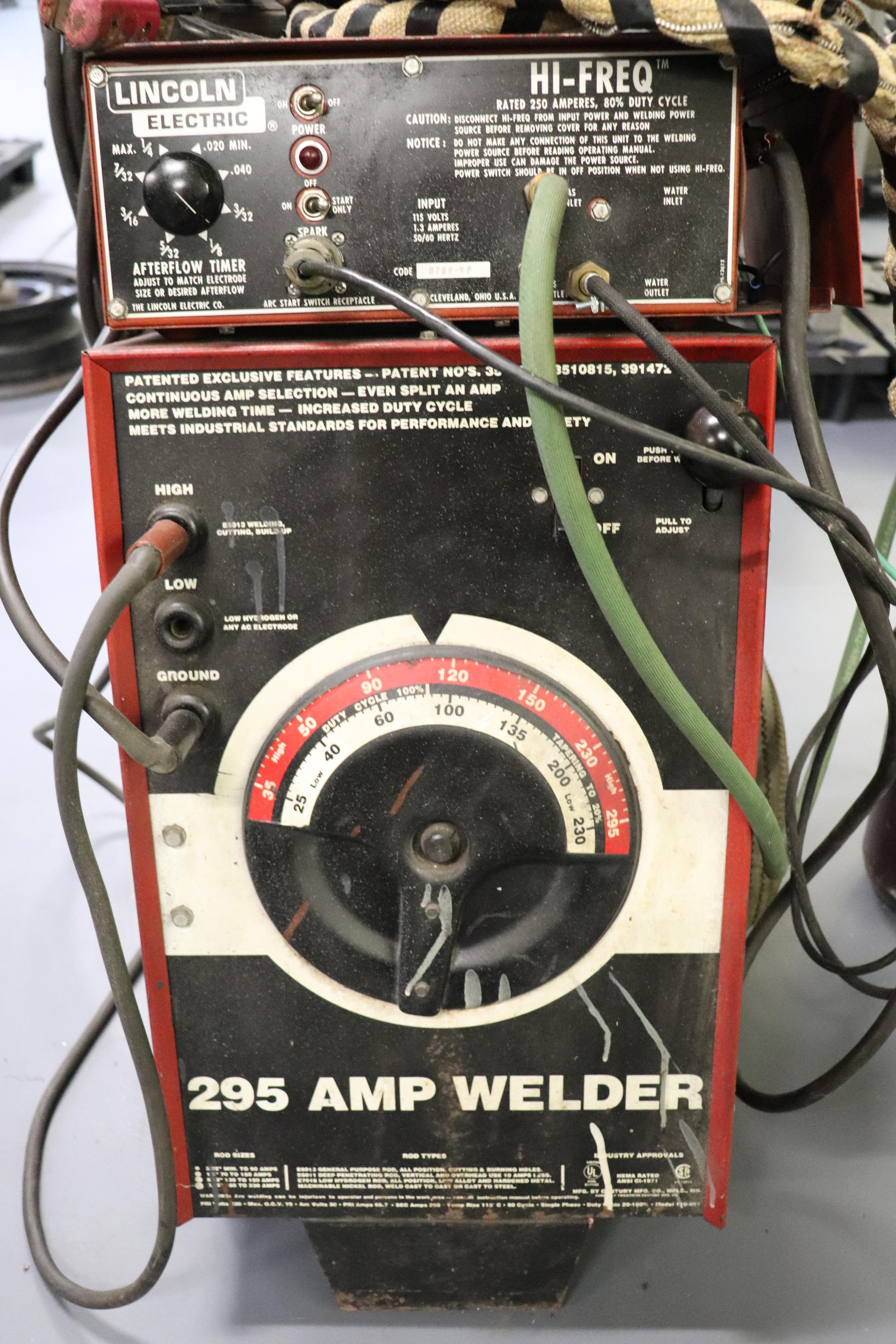 Lincoln Electric 295 amp welder 220v, 1ph