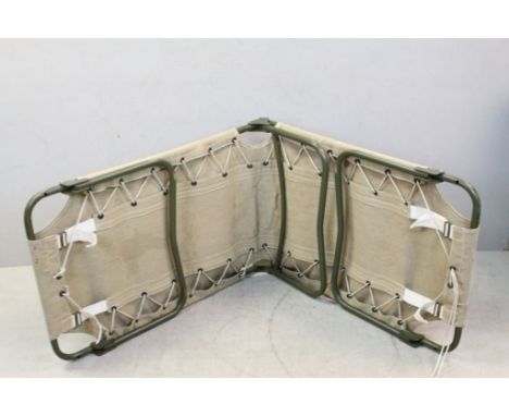 Army Green Metal and Canvas Folding Army Camp Bed 