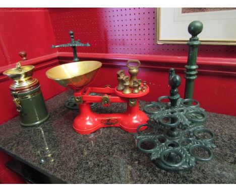 A vintage set of kitchen scales together with cast iron kitchenalia and a Harrods coffee grinder (5)