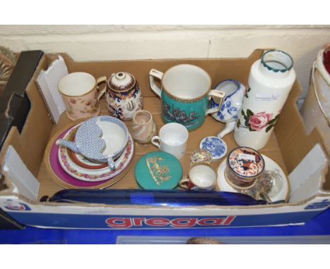 MIXED ITEMS TO INCLUDE A VICTORIAN BRISTOL BLUE GLASS ROLLING PIN, A VICTORIAN BLUE AND WHITE FEEDING CUP, A PRATT WARE DOUBL