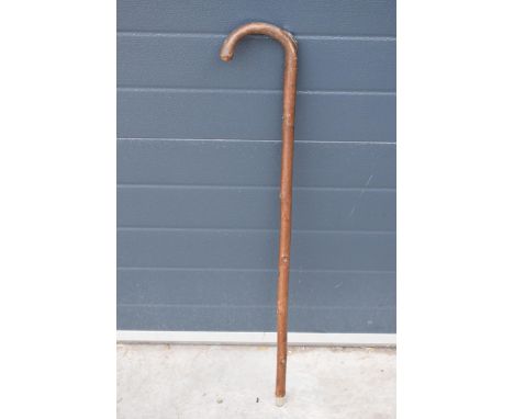 A late 19th century / early 20th century horse measuring walking stick, the curved handle with removable measure with scale i