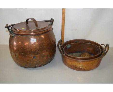 Copper cauldron together with two further copper pans and a small shot flask (lacking top)
