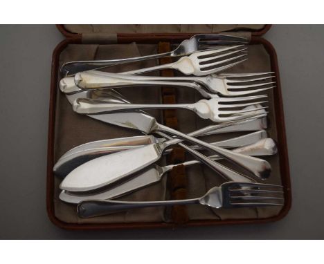 Vintage cased set of six pairs of plated fish eaters