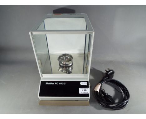 A set of Mettler digital laboratory scales model PC400C.