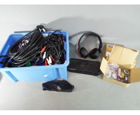 Lot to include a set of Pioneer headphones, model HDJ-500, two QTX Sound Speaker Crossover Network model 902.557, various cab