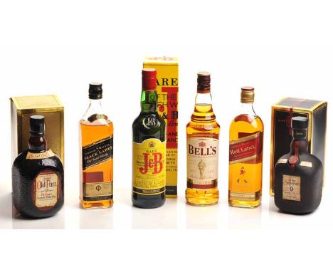 J&B RARE 
Blended Scotch Whisky. Labelled for the South American market. 75cl, 40% volume, in carton. 
BELL'S ORIGINAL
Blende