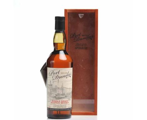 PORT DUNDAS 1810-2010 200th ANNIVERSARY AGED 19 YEARS
Single Grain Scotch Whisky. Finished in sherry casks. Bottle No. 382. 7