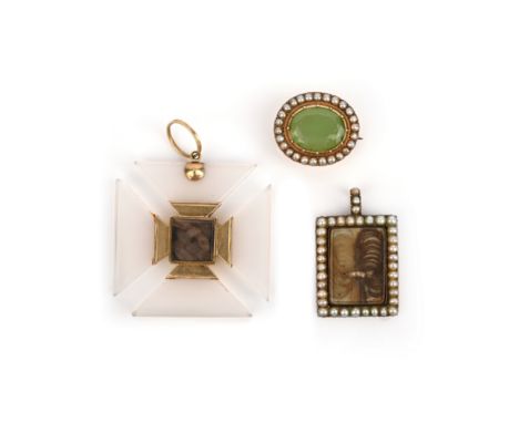 A Regency gold Maltese cross pendant, with a central square panel of plaited hair and chalcedony terminals, 4.2cm wide; with 