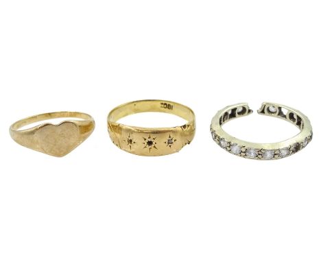 9ct gold heart shaped ring, 18ct gold ring and a 9ct white gold stone set ringCondition Report:9ct approx 3.8gm, 18ct approx 