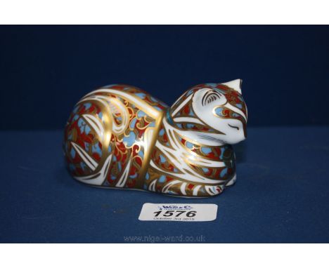 A Royal Crown Derby figure of a cat lying down, LVlll - marked with a red 'C' and with gold stopper.  4 1/2'' in length x 2 1