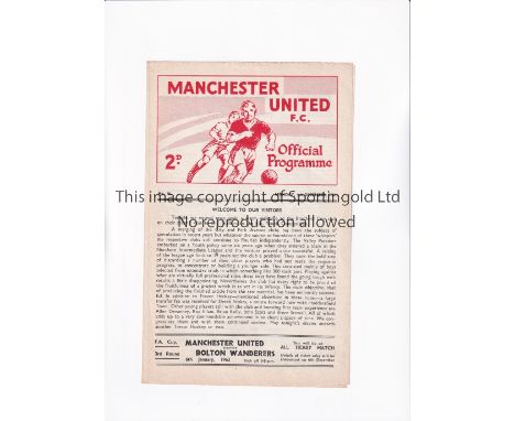 MANCHESTER UNITED      Programme for the home FA Youth Cup tie v Bradford City 4/12/1961, team changes.      Generally good