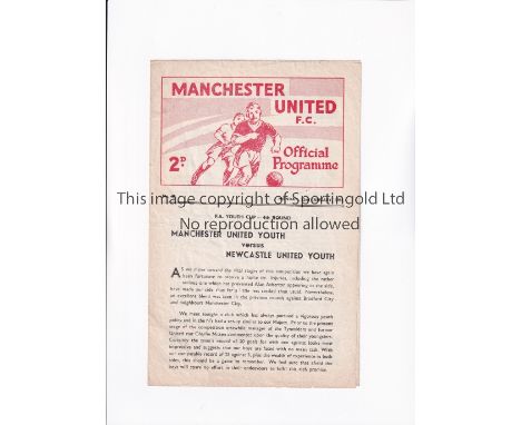 MANCHESTER UNITED      Programme for the home FA Youth Cup tie v Newcastle United 22/1/1962, slightly creased and scores ente