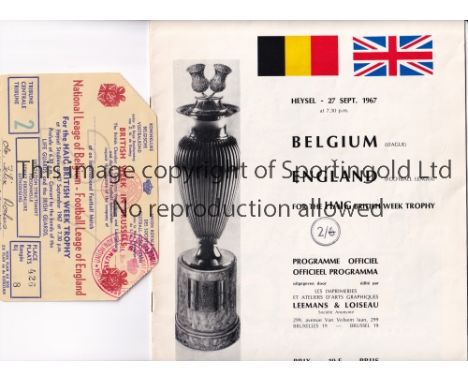 BELGIAN FOOTBALL LEAGUE V FOOTBALL LEAGUE 1967 / AUTOGRAPHS     Programme and ticket for the Inter-League match in Brussels 2