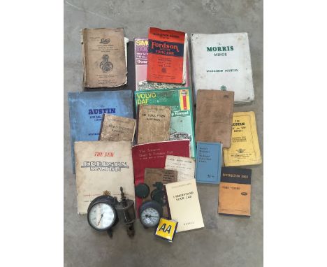 A selection of assorted books and brochures to include Fordson Major Tractor, Somerset Grain and Fertiliser Drill etc., also 