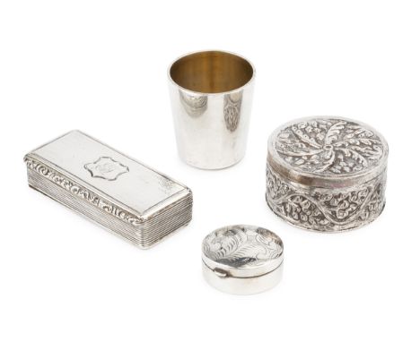 An early Victorian silver rectangular snuff box, with engraved decoration and foliate cast thumbpiece by William Simpson, Bir