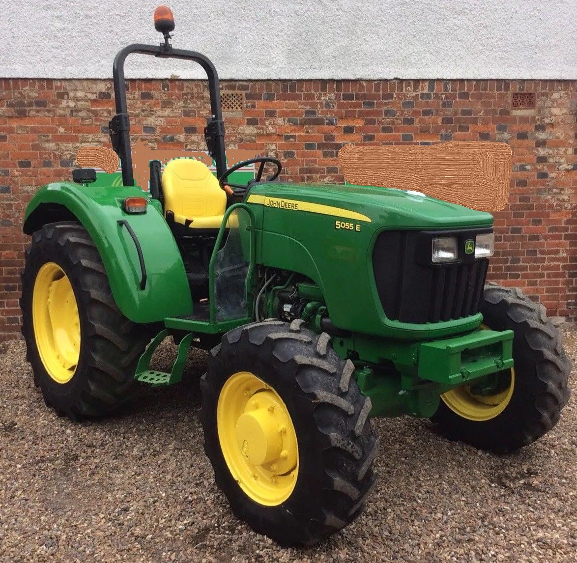 John Deere 5055e Tractor 4x4 50 Hp Tractor Compact Tractor54 Hp Diesel Engine4 Wheel DriveHigh