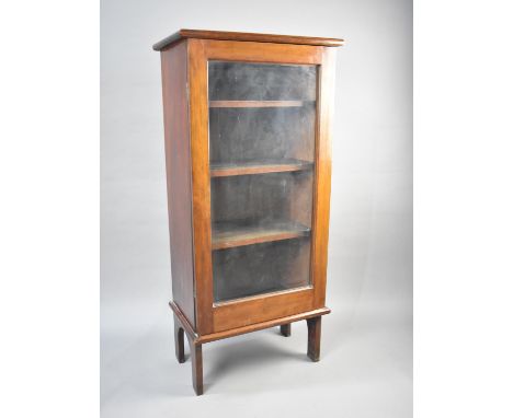 An Edwardian Mahogany Glazed Three Shelf Bookcase, 57cms Wide and 123cms High 