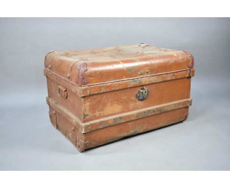 A Scumble Glaze Metal Traveling Trunk, 70cms Long 