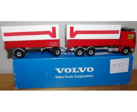 Lion Toys Dealer special edition Volvo FL7 semi trailer P&amp;P group 2 (£20 for the first item and £2.50 for subsequent item