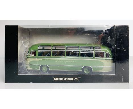 Minichamps 1:43 Scale Mercedes Benz O 321 H Aachener Strassenbahn Green Livery - Boxed P&amp;P group 2 (£20 for the first ite