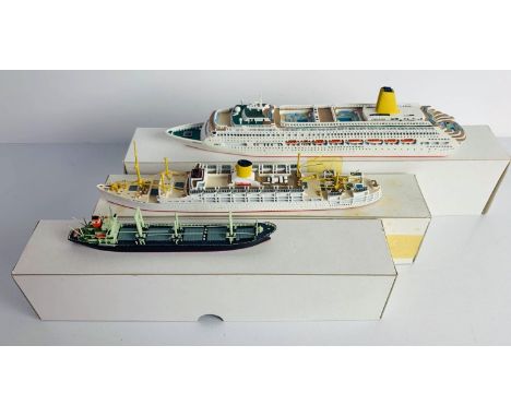 3x Mercator Models 1:1250 Scale Models to Include: M946 Himalaya, M933 Oriana P&amp;O Line, M929 Hildesheim - All 3x Models B