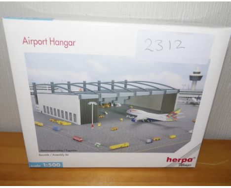 Herpa 1.500 scale Airport Hanger assembly kit P&amp;P group 2 (£20 for the first item and £2.50 for subsequent items) 