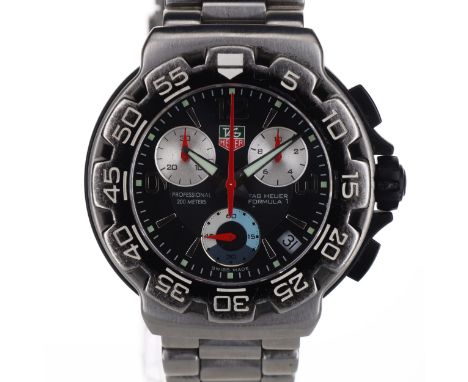 Tag Heuer - Formula 1 Quartz Chronograph Watch. ETA Cal. G10712 V8 4 jewel quartz chronograph movement. Case and strap made f