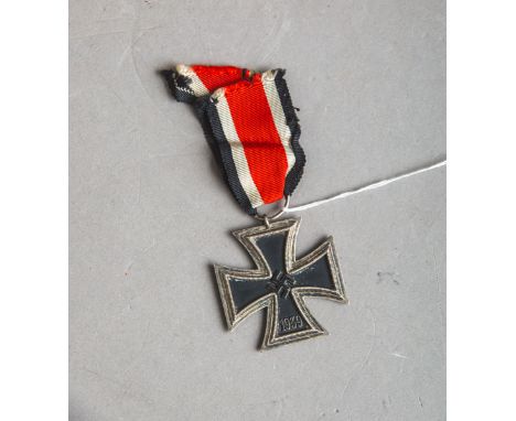 EK II. Klasse 1939 am Band (Drittes Reich), Herst.-Punze am Band-Ring: "80" (G.H. Osang,Dresden).