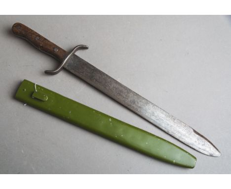 Österreich-Ungarn Pionier-Mannschaftssäbel "M 1915", Keilklinge, am Klingenheft bez."LFH26 R" u. "2183", intakte Holzgriffsch