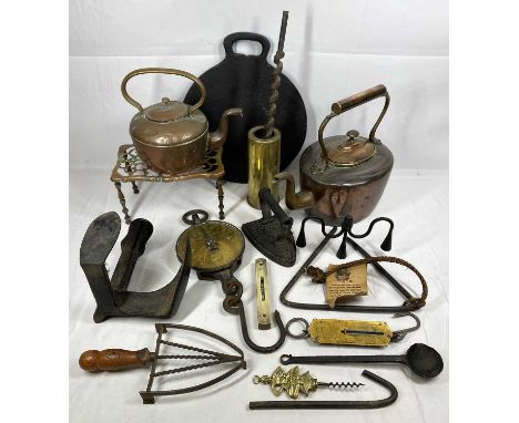 VINTAGE CAST IRON, COPPER &amp; BRASS HOUSEHOLD GOODS - a mixed group to include two vintage copper kettles, Salter's spring 