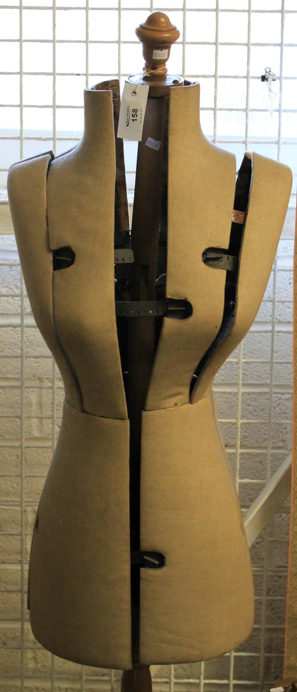 gown maker