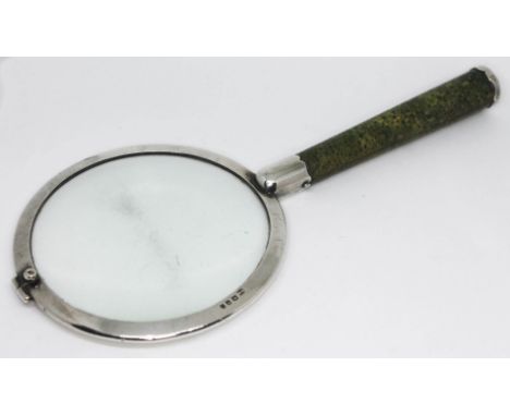 A late Victorian/Edwardian silver mounted glass magnifying glass with shagreen handle, maker's mark  rubbed, London 1901, len