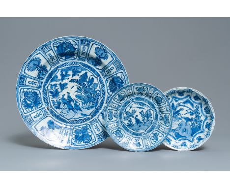 Full title:  A Chinese blue and white kraak porcelain 'ducks' charger and two plates, WanliDescription: Dia.: 37 cm (the larg