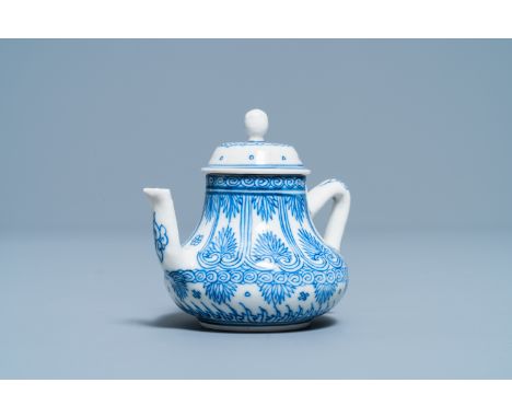 Full title:  A Chinese blue and white soft paste miniature teapot, KangxiDescription: L.: 8,5 cm - H.: 7,5 cmPlease contact u