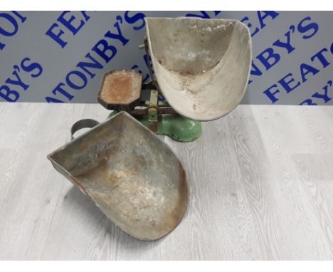 A PAIR OF VINTAGE POTATO WEIGHTING SCALES