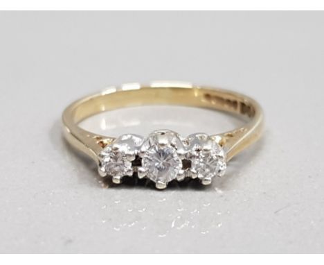 9CT YELLOW GOLD E STONE DIAMOND RING COMPRISING OF 3 BRILLIANT ROUND CUT DIAMONDS SET IN A WHITE GOLD CLAW SETTING SIZE K 1.8